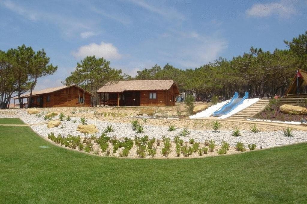 Ericeira Camping & Bungalows Hotel Екстериор снимка