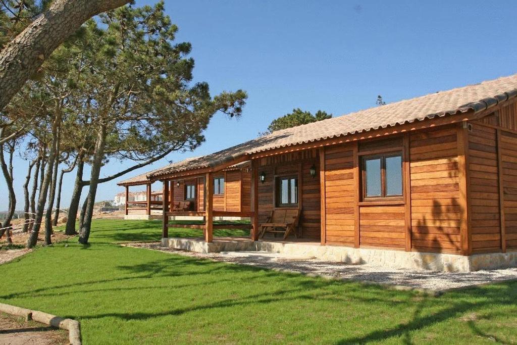 Ericeira Camping & Bungalows Hotel Екстериор снимка